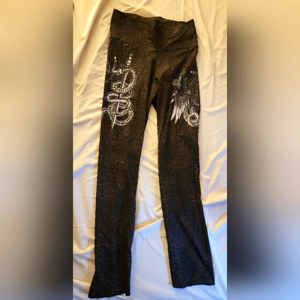 Toxic Vision leopard leggings